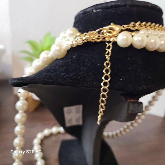 Unbranded 3-Strand White Beaded - Picture 4 of 5